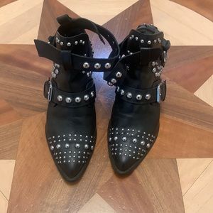 Kurt Geiger Sybil studded boot